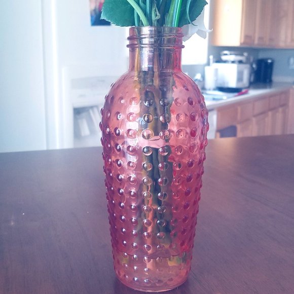 Baby Pink Flower Vase - Picture 2 of 2